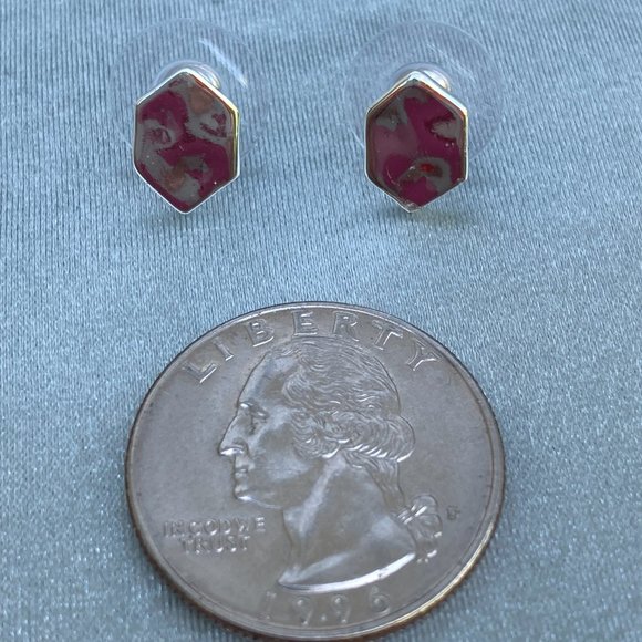 Silver Tone Stud Earrings - Brand New - Picture 5 of 7